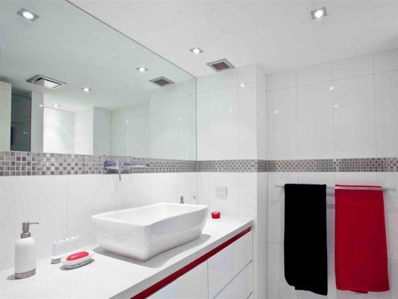 1 Peninsular Drive, Surfers Paradise QLD 4217