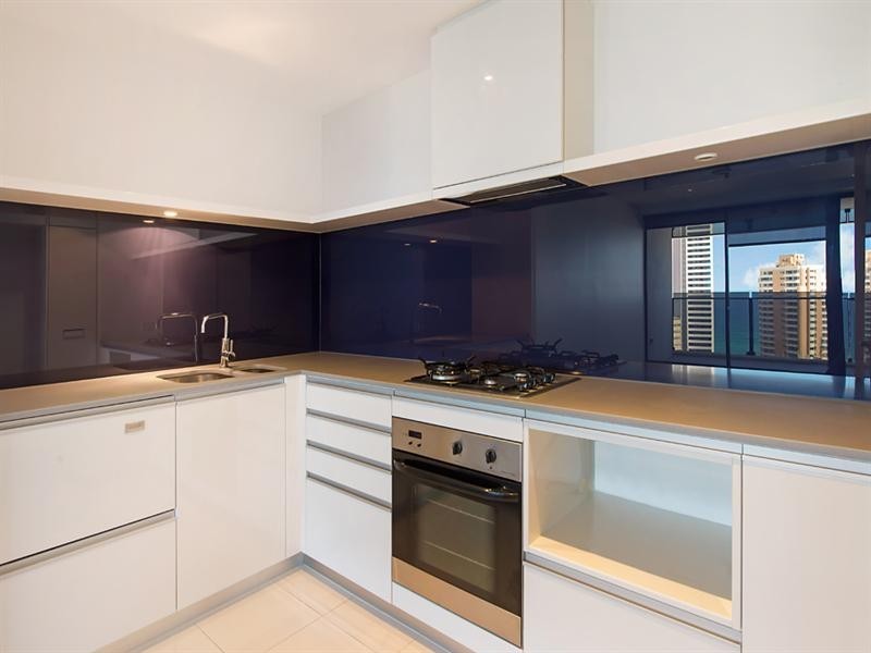 9 Ferny Avenue, Surfers Paradise QLD 4217