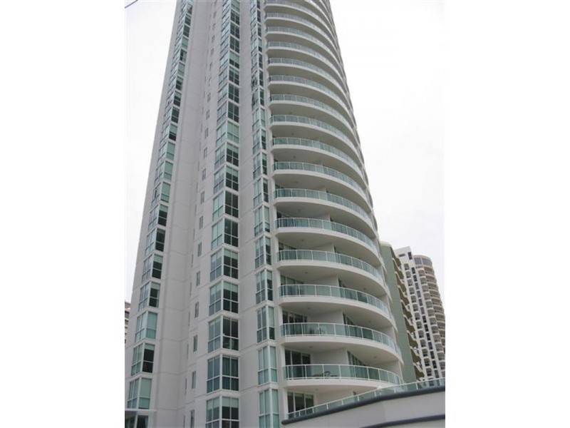 5 Woodroffe Avenue, Main Beach QLD 4217