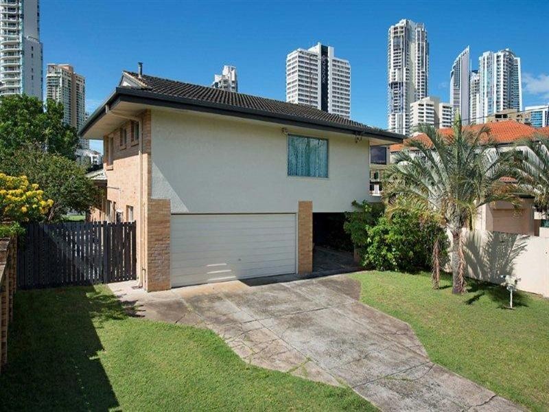39 Stanhill Drive, Chevron Island QLD 4217