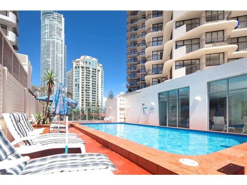 18 Hanlan Street, Surfers Paradise QLD 4217