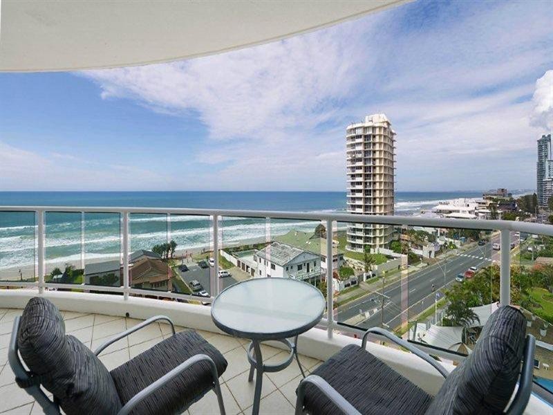 5 Woodroffe Avenue, Main Beach QLD 4217