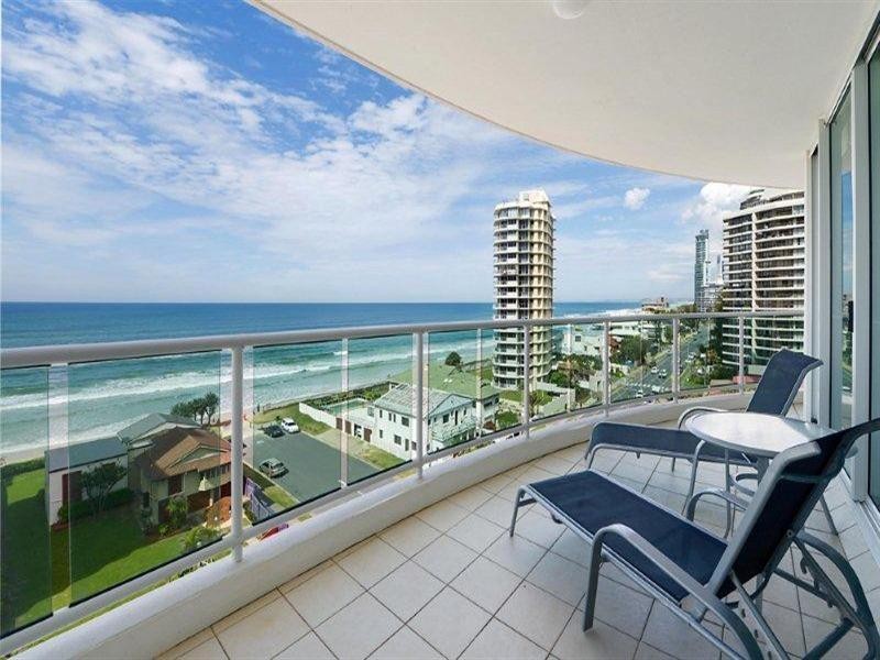 5 Woodroffe Avenue, Main Beach QLD 4217
