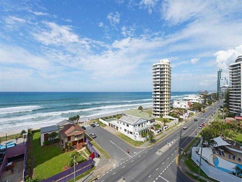 5 Woodroffe Avenue, Main Beach QLD 4217