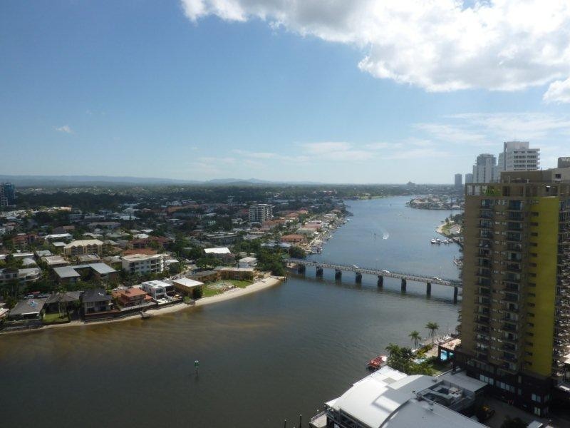 9 Ferny Avenue, Surfers Paradise QLD 4217