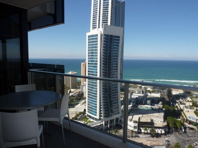 9 Ferny Avenue, Surfers Paradise QLD 4217