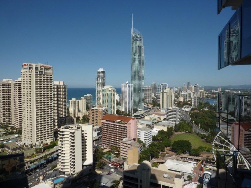 9 Ferny Avenue, Surfers Paradise QLD 4217