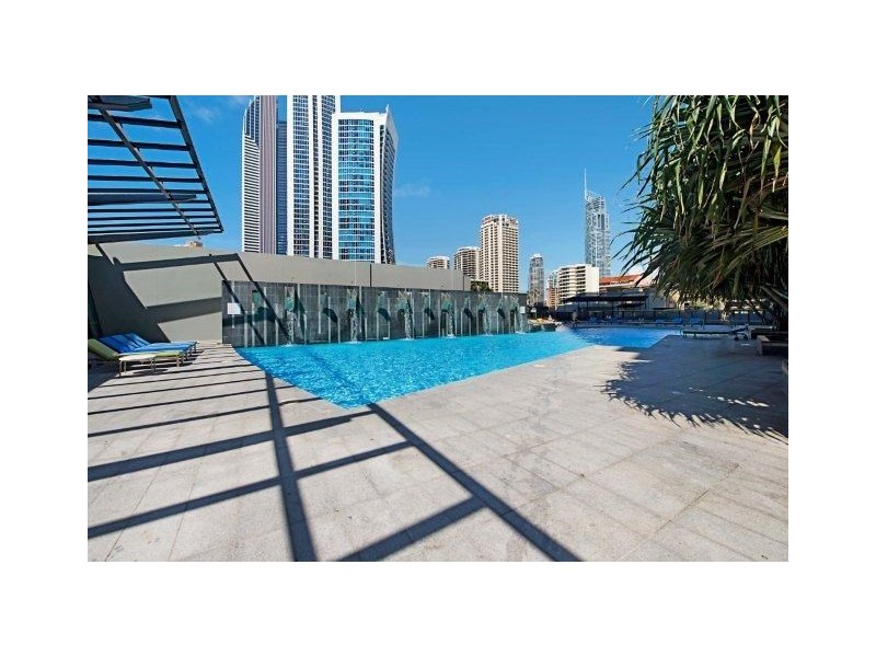 9 Ferny Avenue, Surfers Paradise QLD 4217