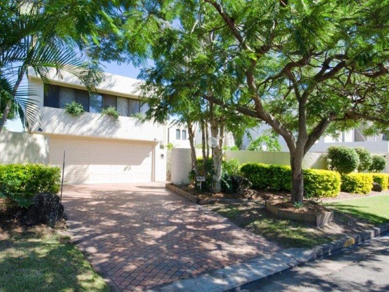 32 Buccaneer Court, Surfers Paradise QLD 4217