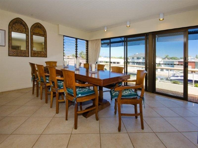 32 Buccaneer Court, Surfers Paradise QLD 4217