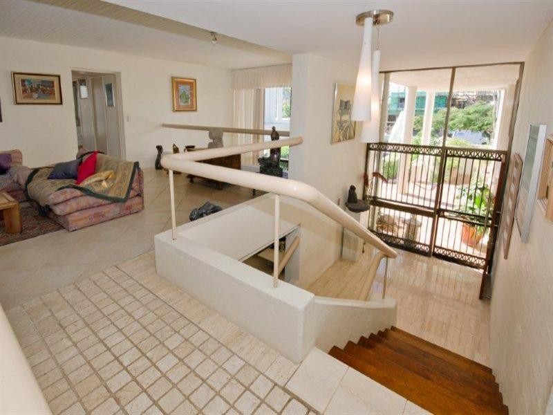 32 Buccaneer Court, Surfers Paradise QLD 4217