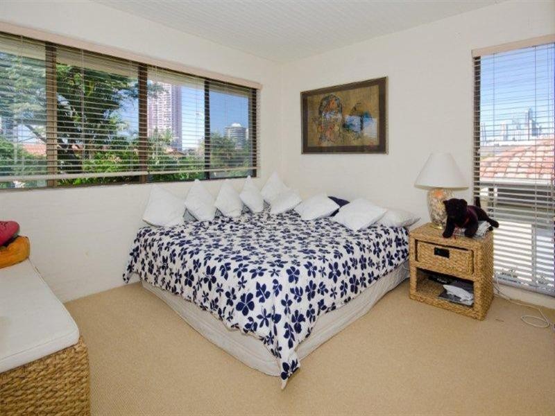 32 Buccaneer Court, Surfers Paradise QLD 4217
