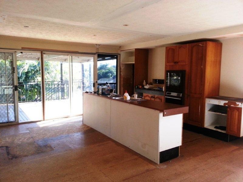 62 Binalong Drive, Ashmore QLD 4214