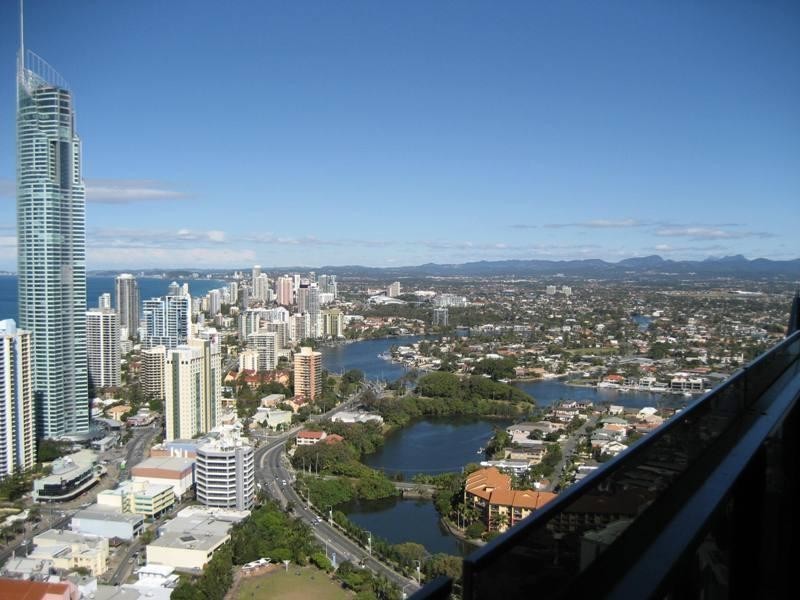 9 Ferny Avenue, Surfers Paradise QLD 4217