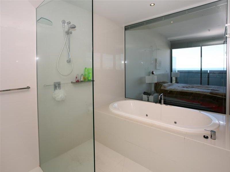 9 Ferny Avenue, Surfers Paradise QLD 4217