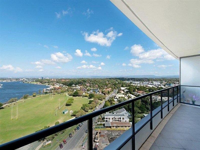 2 Aqua Street, Southport QLD 4215
