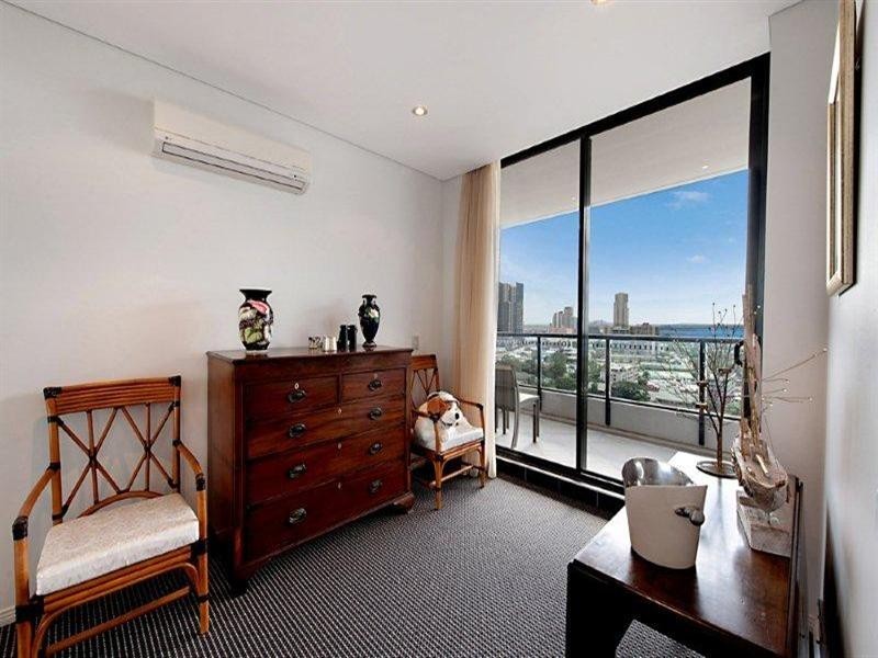 2 Aqua Street, Southport QLD 4215