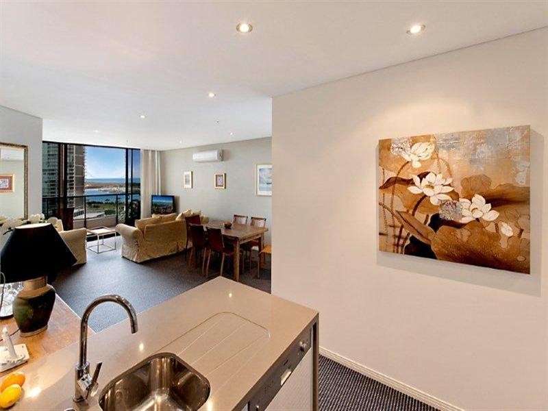 2 Aqua Street, Southport QLD 4215