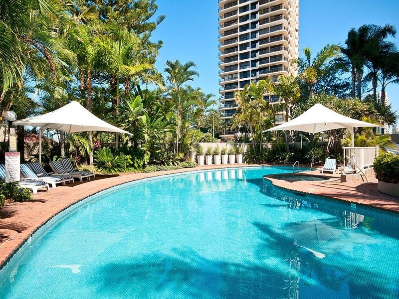 3 Cunningham Avenue, Main Beach QLD 4217