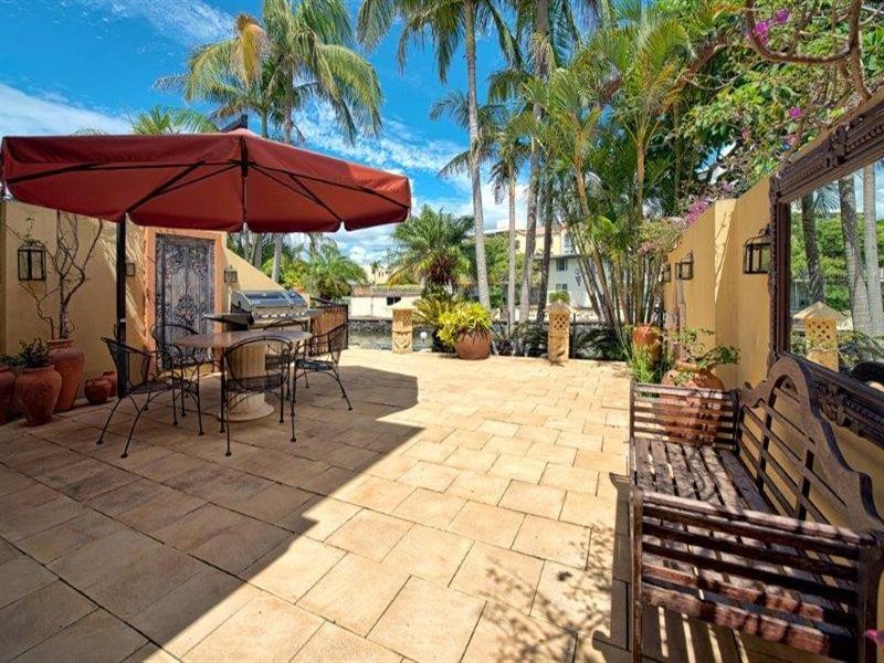 26 Paradise Island, Surfers Paradise QLD 4217