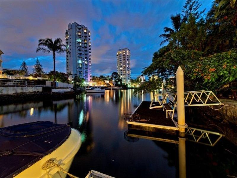 26 Paradise Island, Surfers Paradise QLD 4217