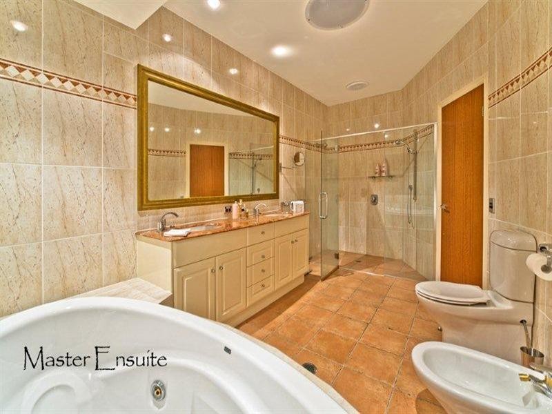 26 Paradise Island, Surfers Paradise QLD 4217