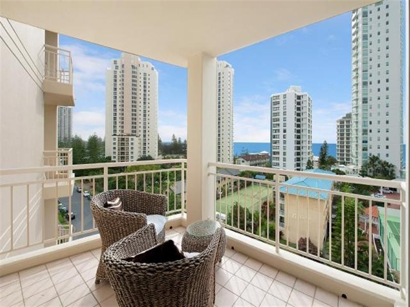 703 ‘Maldives’ 52 Pacific Street, Main Beach QLD 4217