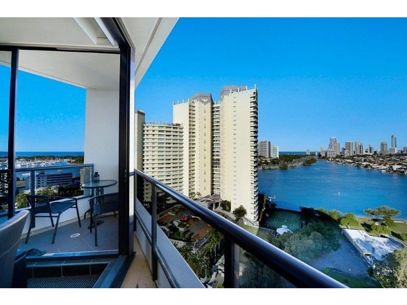 2 Aqua Street, Southport QLD 4215