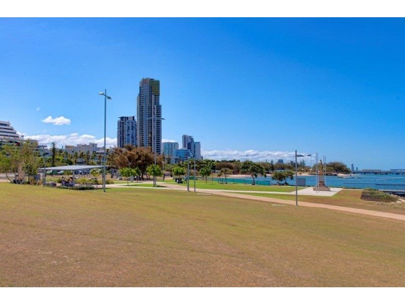 2 Aqua Street, Southport QLD 4215