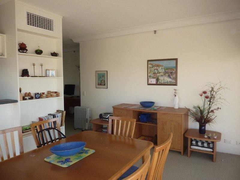 2 Admiralty Drive, Surfers Paradise QLD 4217