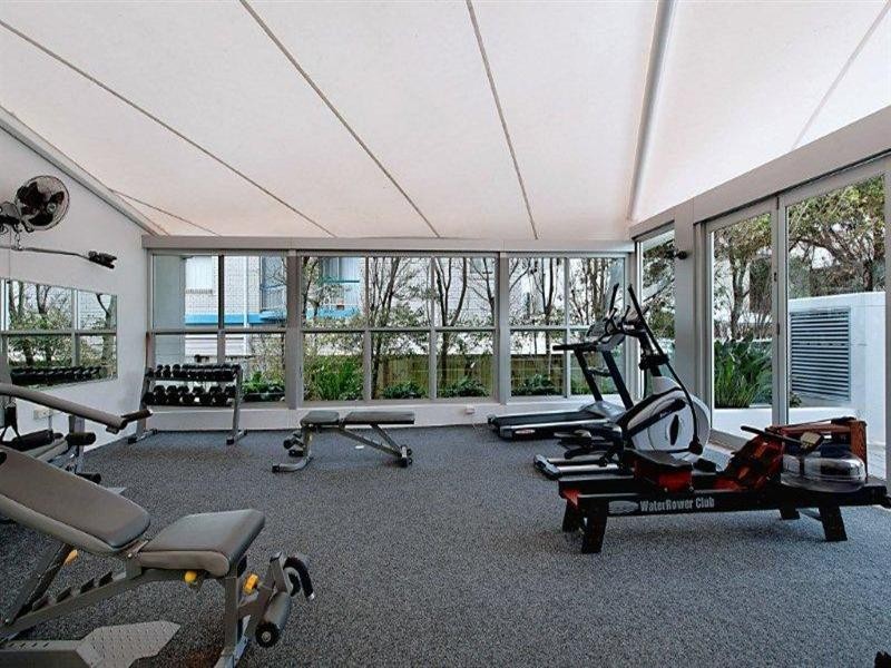 300 Marine Parade, Labrador QLD 4215