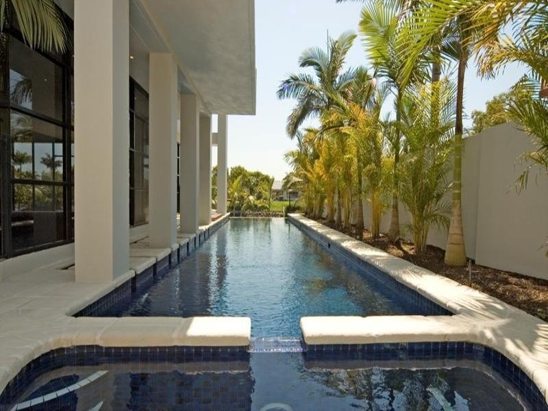 1085 Killymoon Drive, Hope Island QLD 4212
