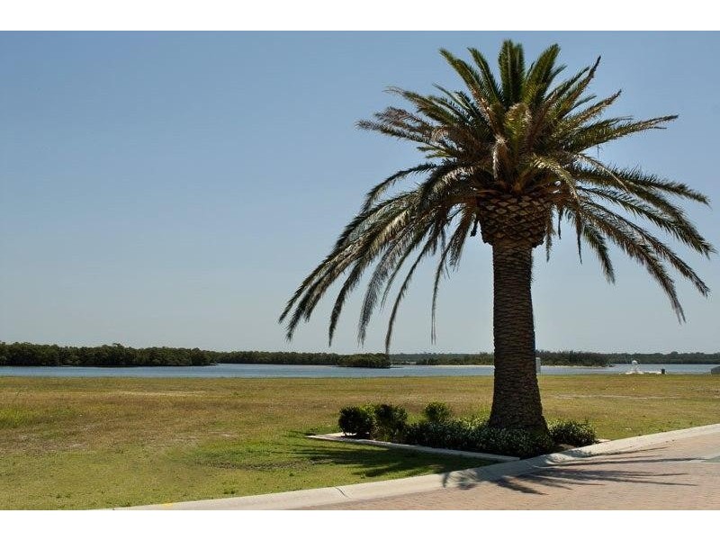 Paradise Point QLD 4216