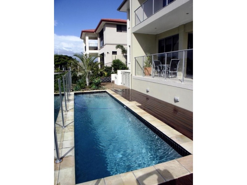 Hope Island QLD 4212