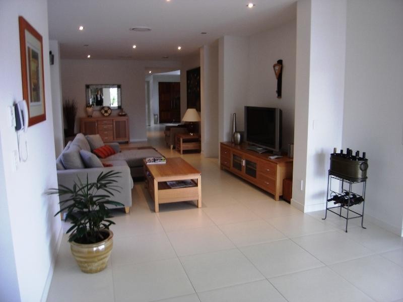 Hope Island QLD 4212