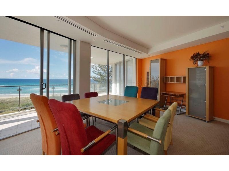 Broadbeach QLD 4218