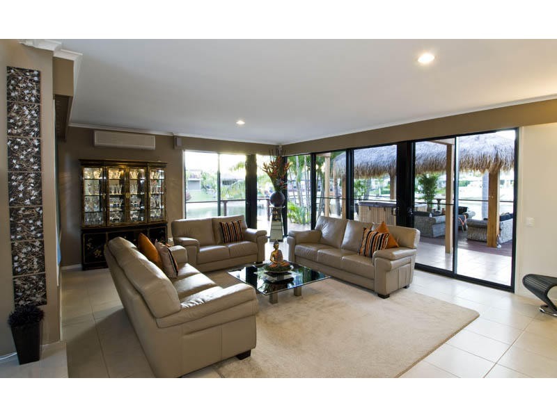 Isle Of Capri QLD 4217