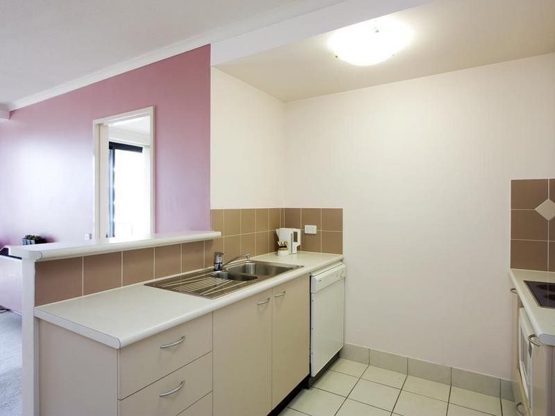 Broadbeach QLD 4218
