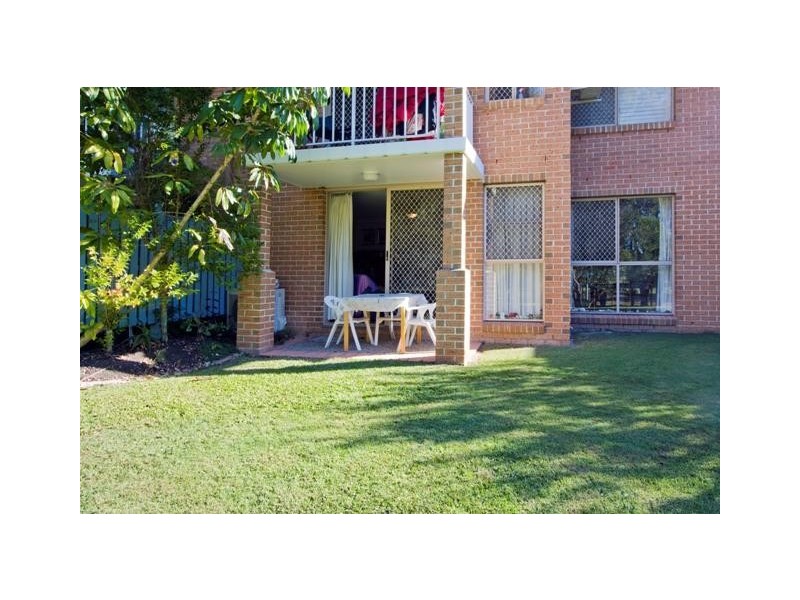 10 Surfers Greens.Bronberg Court, Southport QLD 4215
