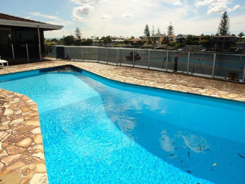 Broadbeach Waters QLD 4218