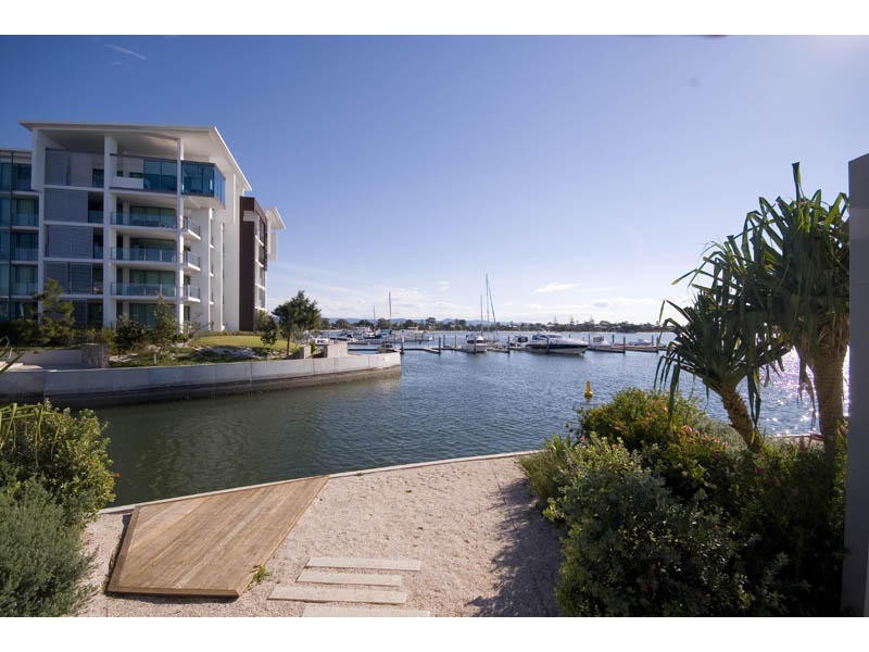 Paradise Point QLD 4216