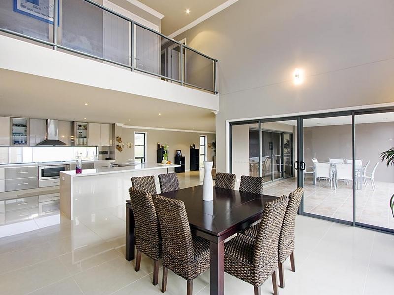 41 Heights Drive, Robina QLD 4226