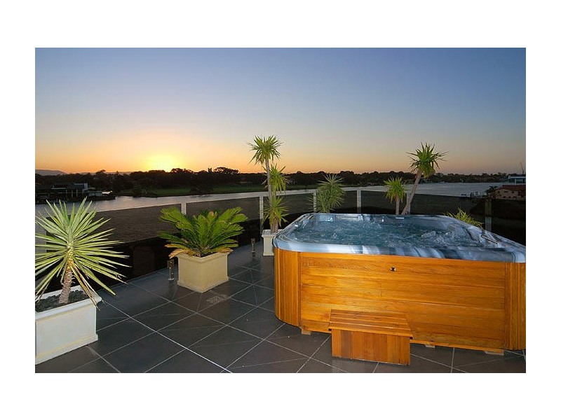 Surfers Paradise QLD 4217