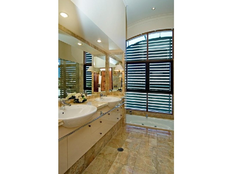 Sanctuary Cove QLD 4212