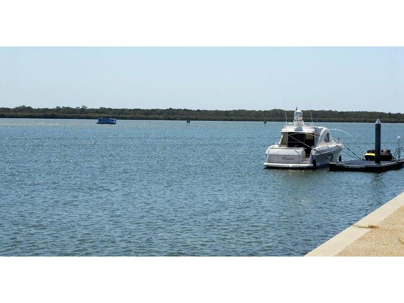 Paradise Point QLD 4216