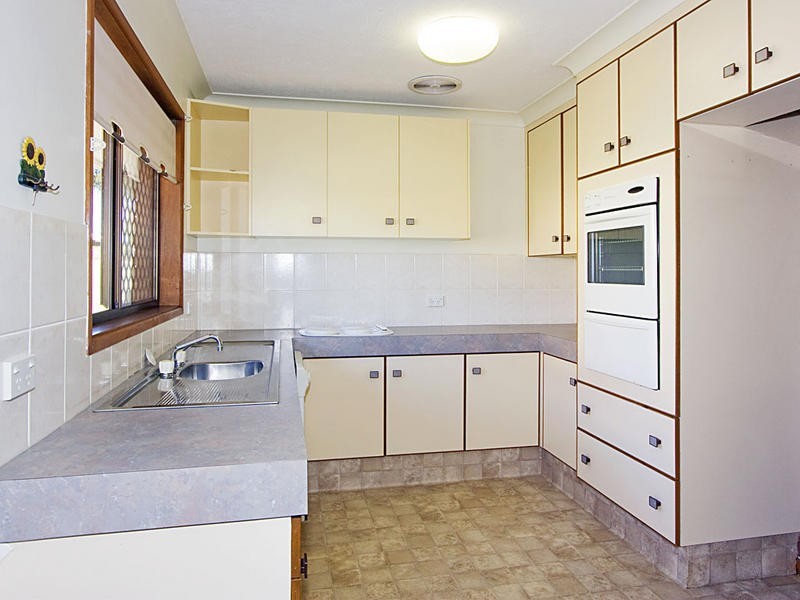 58A Philippine Parade, Palm Beach QLD 4221