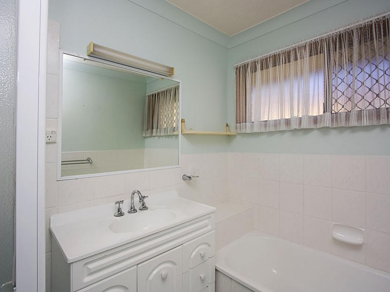 58A Philippine Parade, Palm Beach QLD 4221