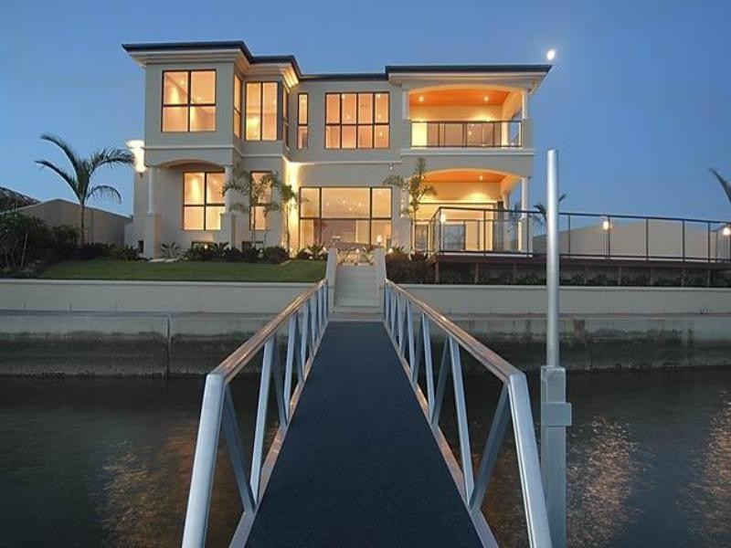 Paradise Point QLD 4216