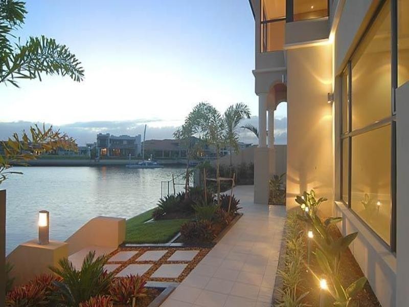 Paradise Point QLD 4216