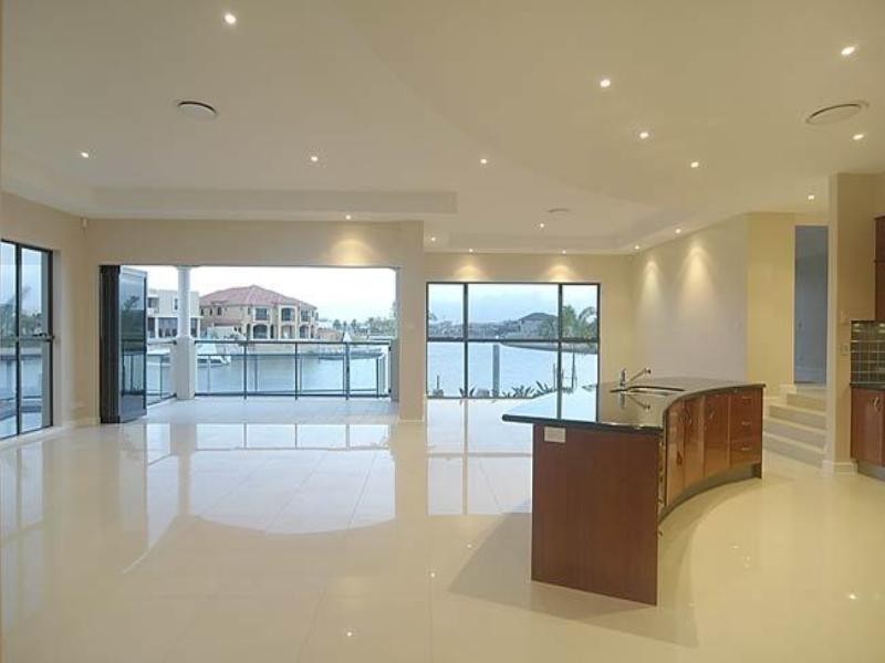 Paradise Point QLD 4216